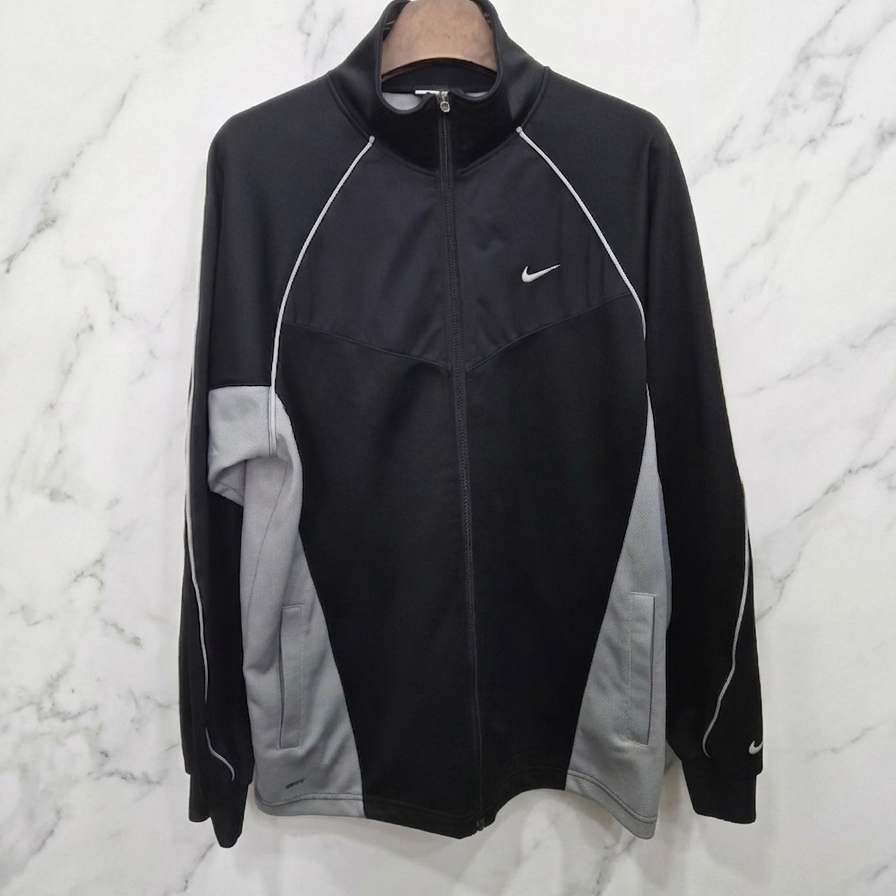 L,100 )) NIKE 나이키 드라이핏 져지 점퍼!~ 팔에도 로고 있습니다!~
