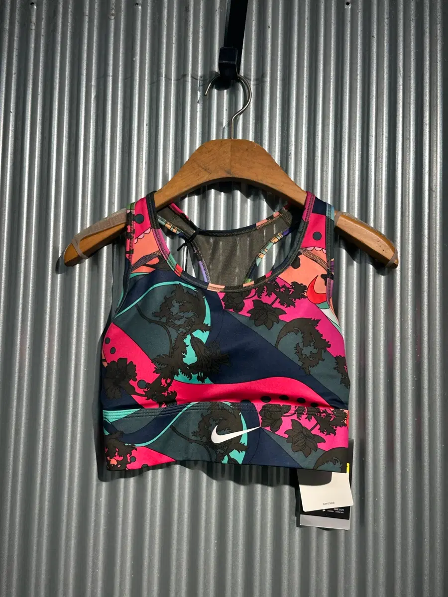 [S] 나이키 NIKE 스우시 브라탑 패턴 스포츠브라