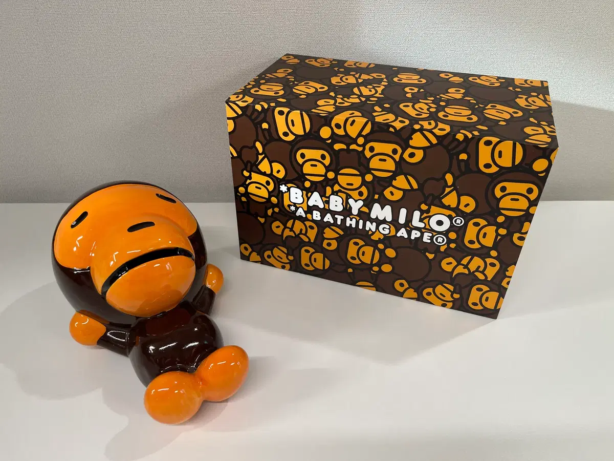 베이프 베이비 마일로 코인 뱅크 피규어 저금통 BAPE Baby Milo
