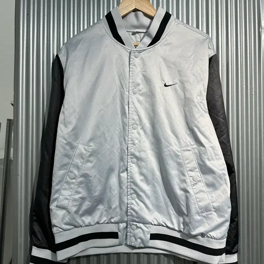 [XXL] 나이키 NIKE 써마핏 바시티 스타디움 자켓 라이트그레이