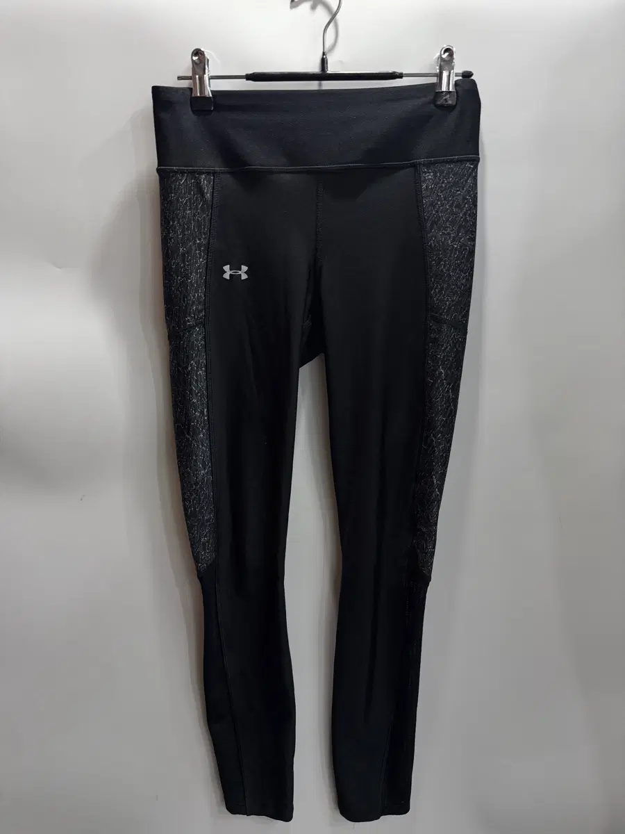 MD] 언더아머 UNDER ARMOUR 히트기어 컴프레션 레깅스 블랙 2.0