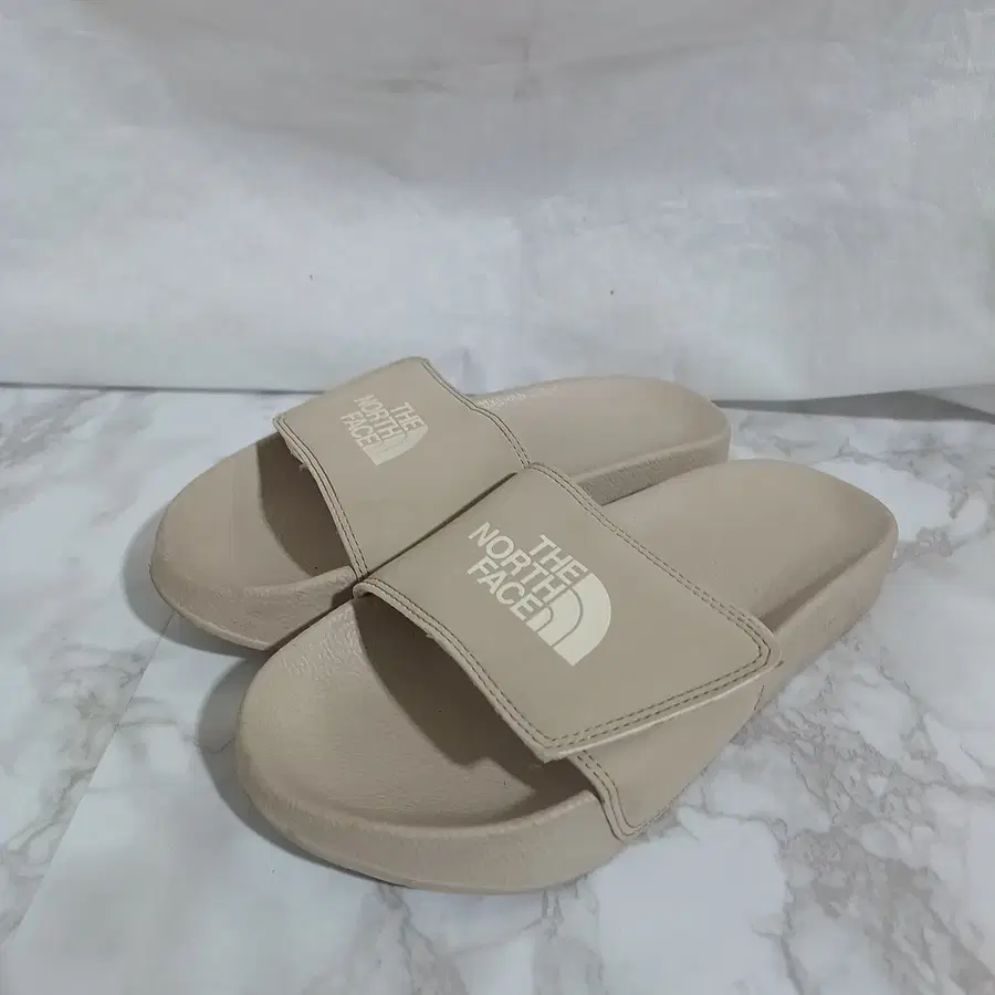노스페이스 여성 슬리퍼 230 (26D635)