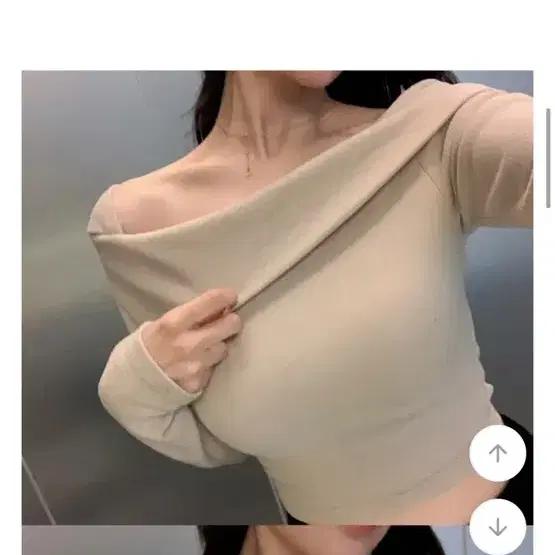국내생산 크롭 슬림 오프숄더 속기모 긴팔티 언발 슬림핏 반오프숄더