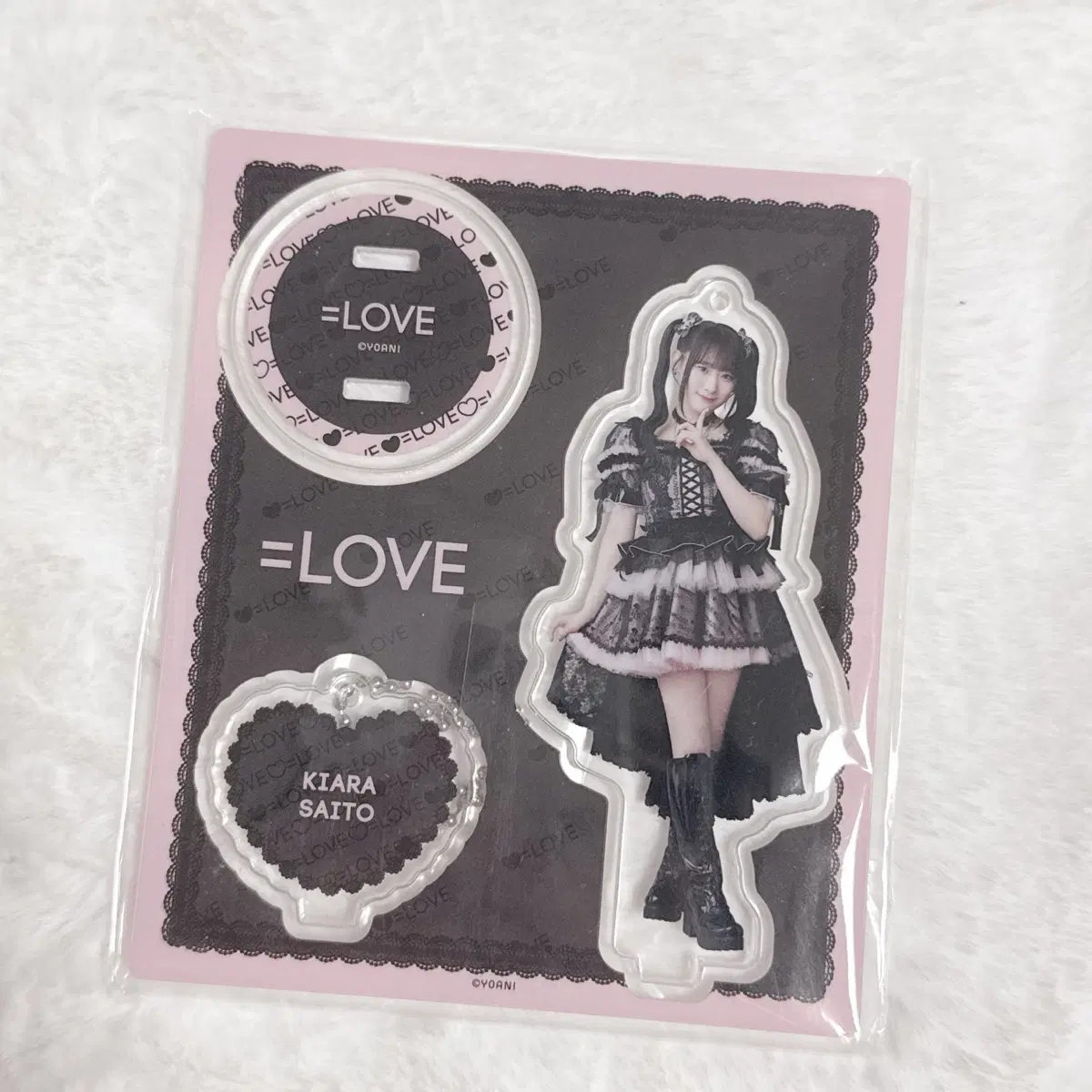=LOVE 이코러브 사이토 키아라 아크릴스탠드