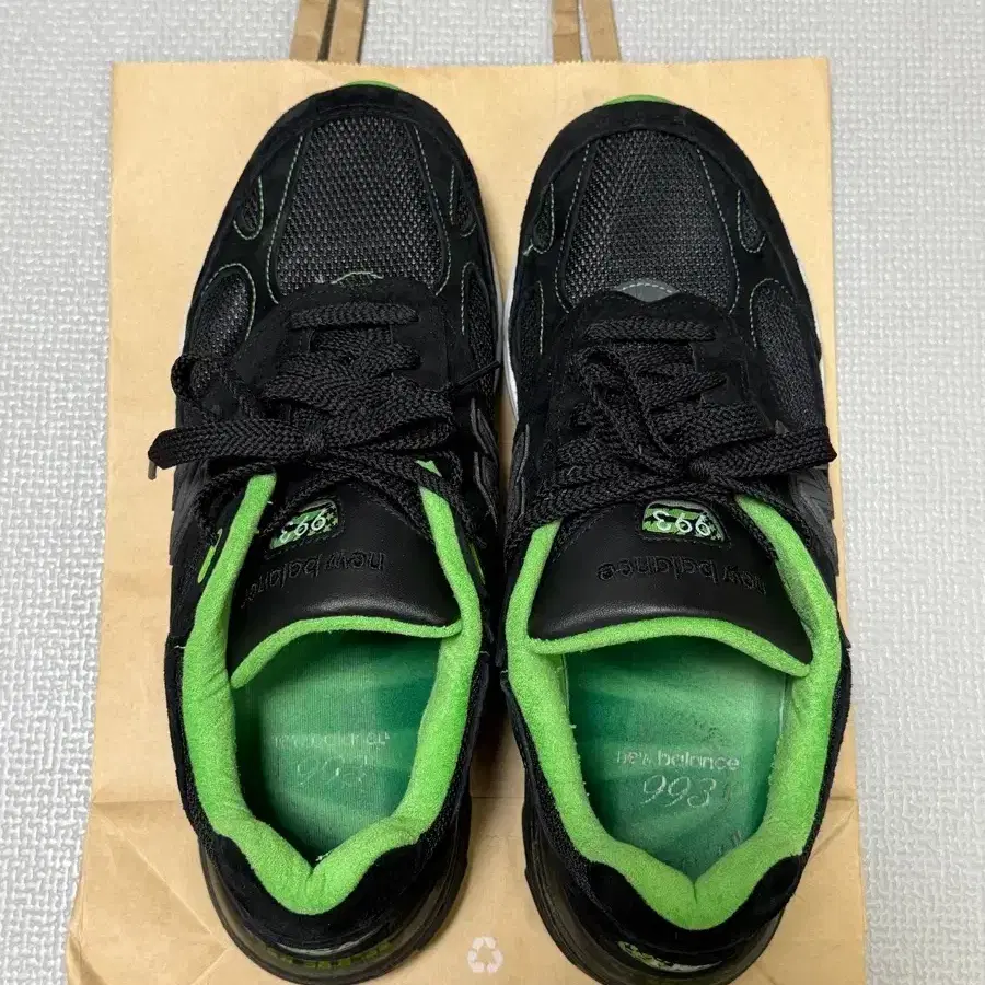뉴발란스 993 Black / Green Made in USA MR993BG(초희귀제품)