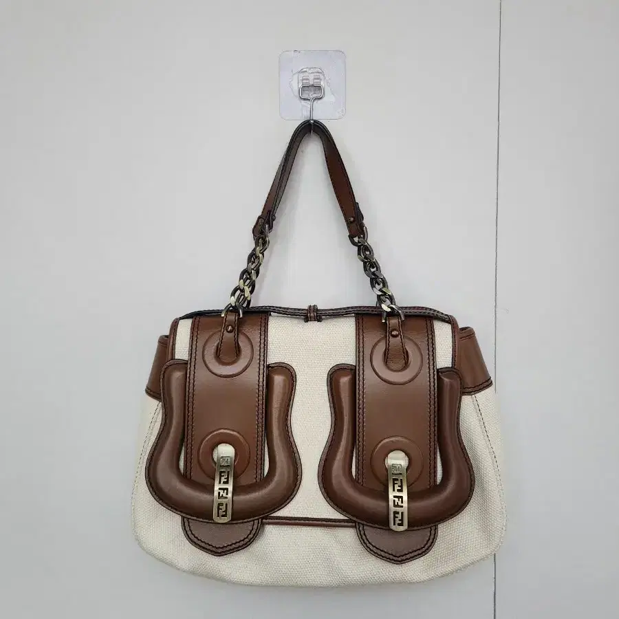 [FENDI 펜디] 캔버스 숄더백 체인백