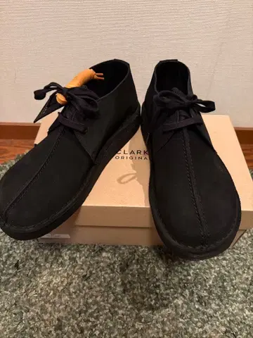 CLARKS ORIGINALS 디저트 트렉 블랙 스웨이드 27.0