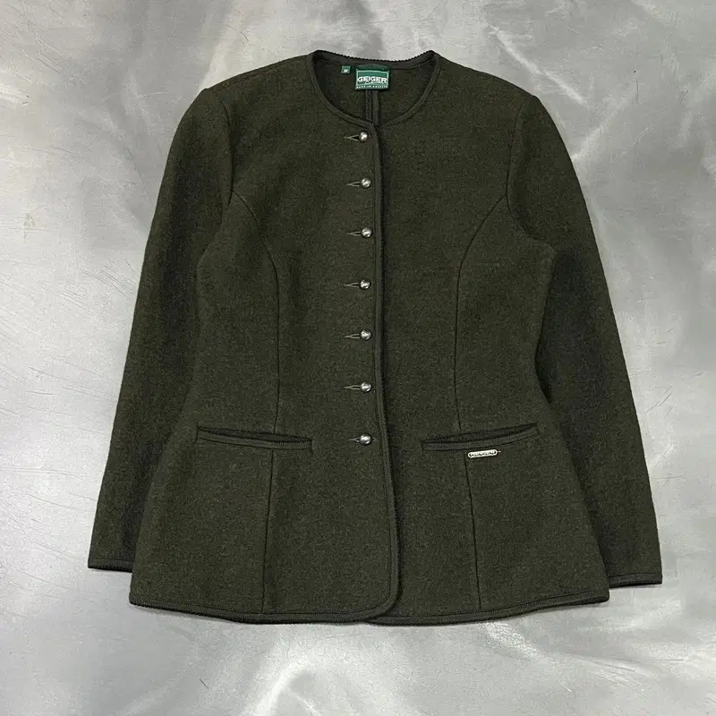 가이거 라운드 울 자켓 y19085