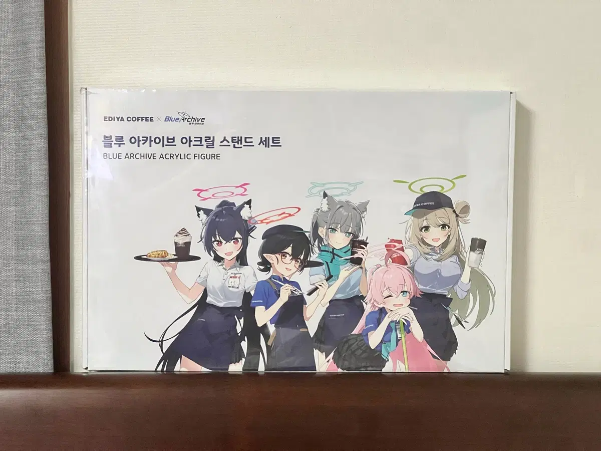 (미개봉) 블루아카이브 이디야 콜라보 아크릴 스탠드 세트