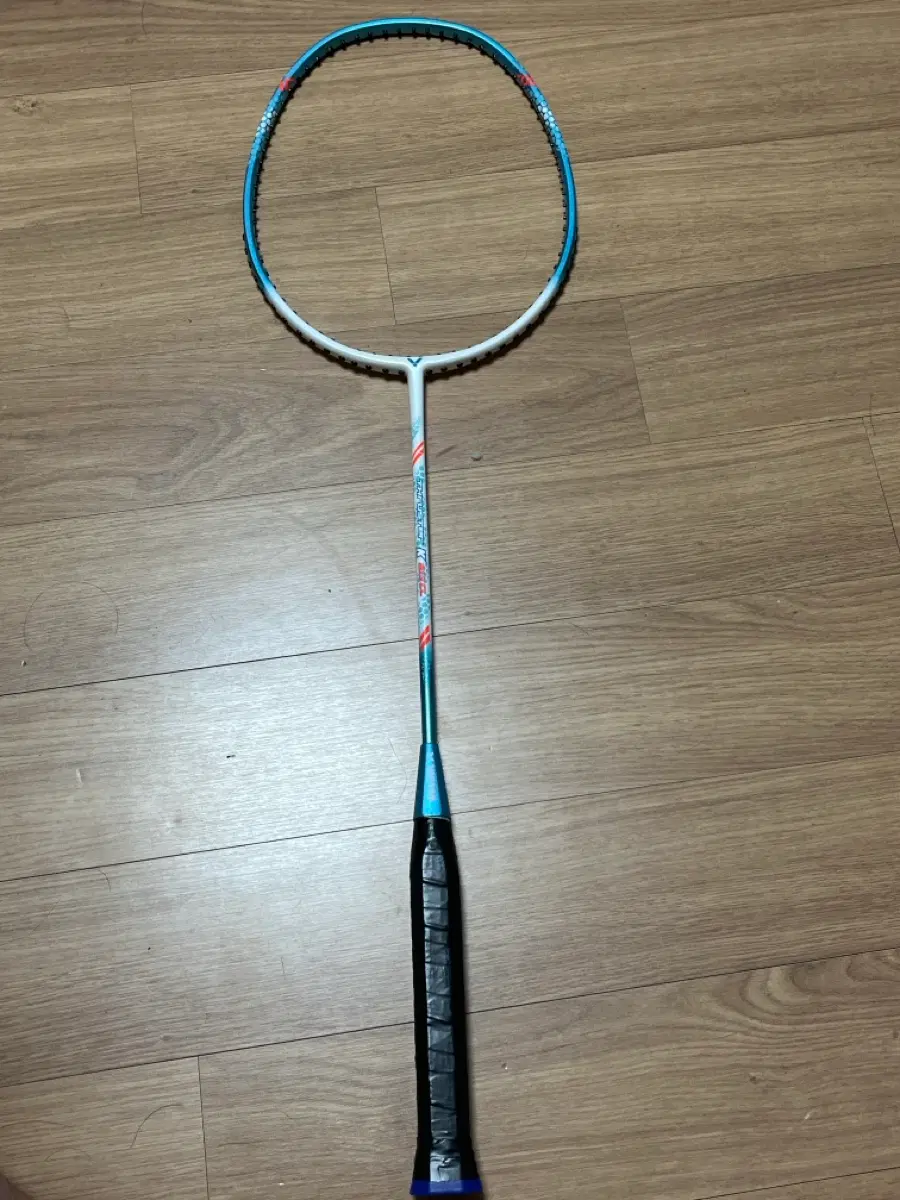 빅터 트러스트 k 813 cl 배드민턴라켓
