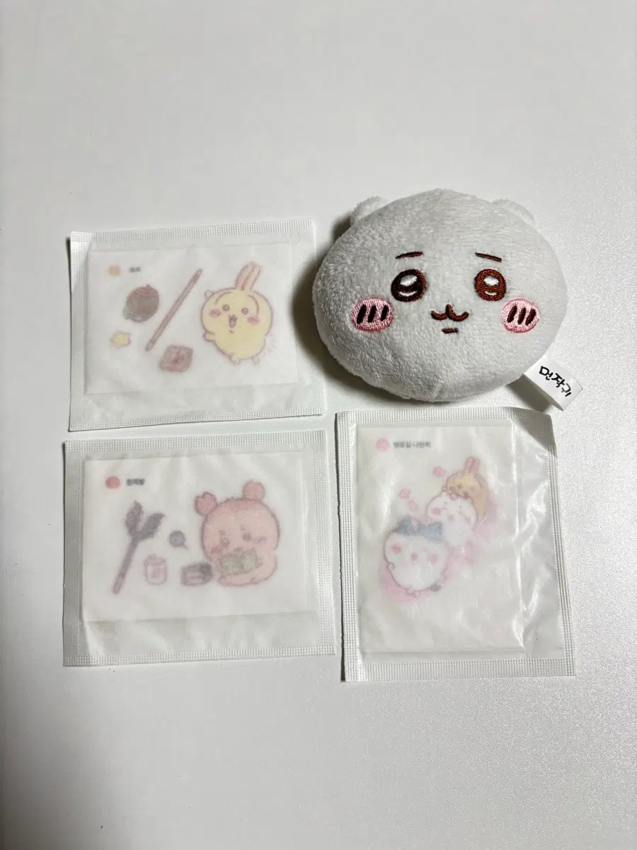 (일괄) 먼작귀 띠부실+키링 치이카와 하치와레 우사기