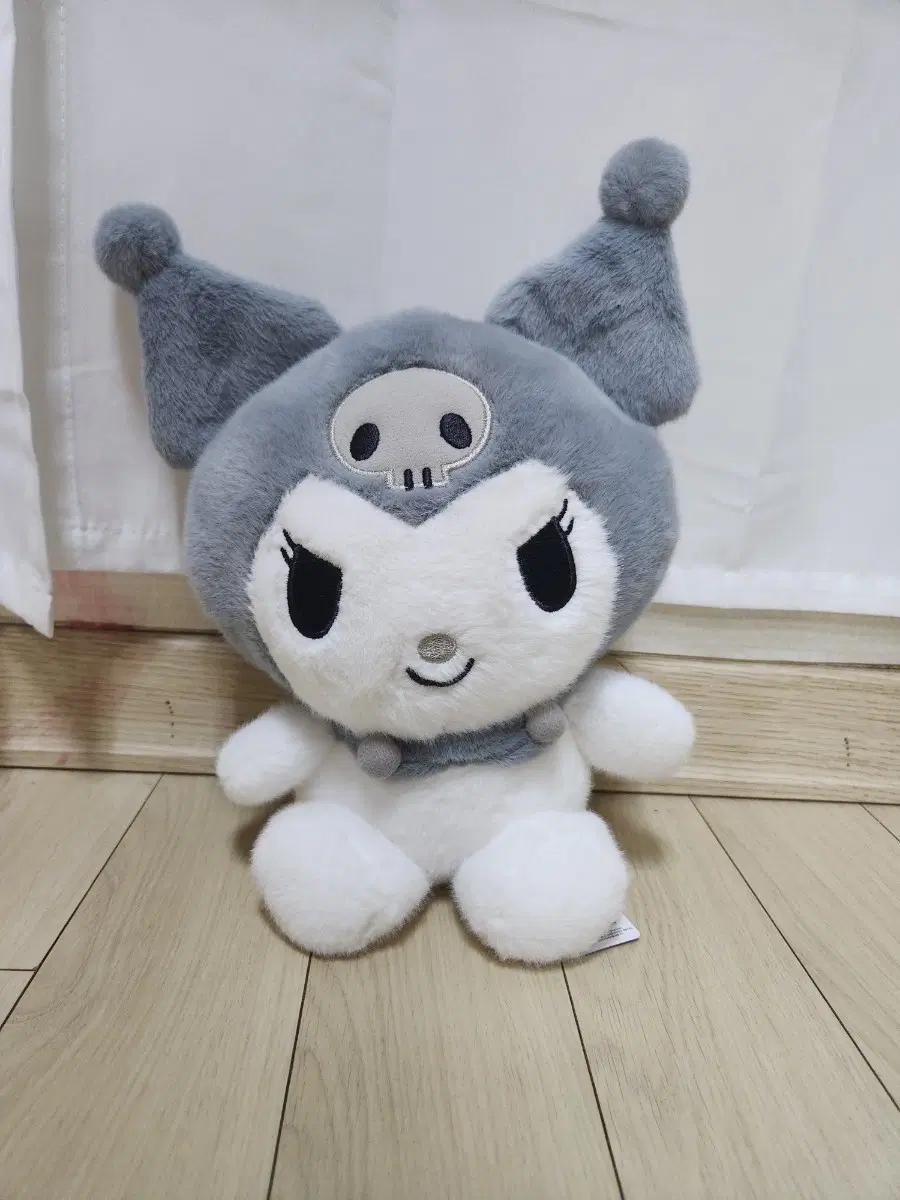 쿠로미 중형인형 모노톤