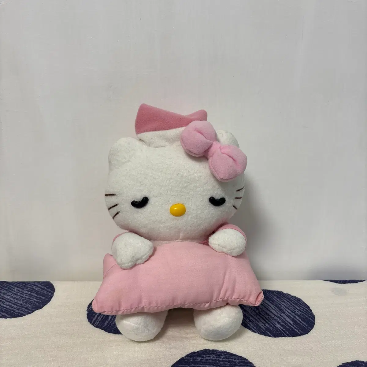 1999년 고전 산리오 오야스미 키티 인형