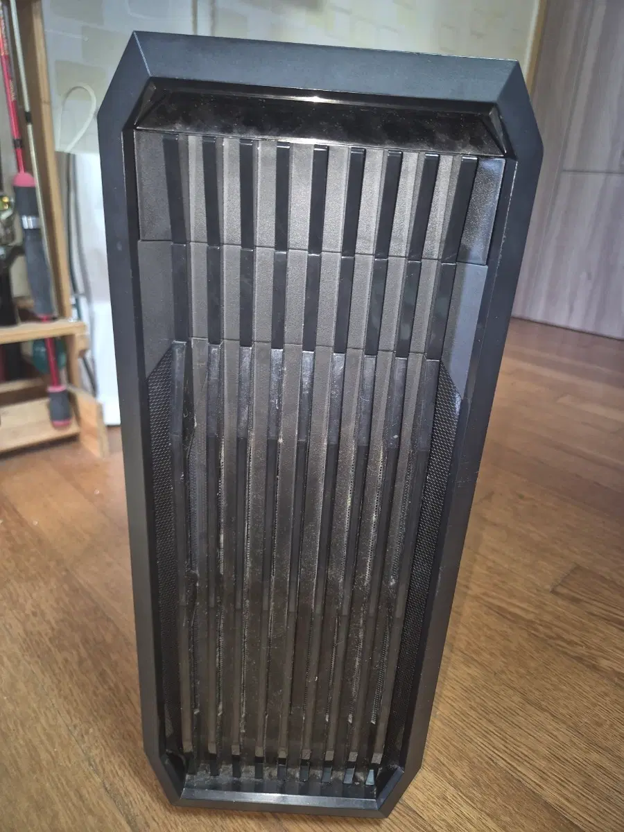 인텔 i7 7700K 및 R9 280(GTX1050성능) PC 컴퓨터 팝니다.