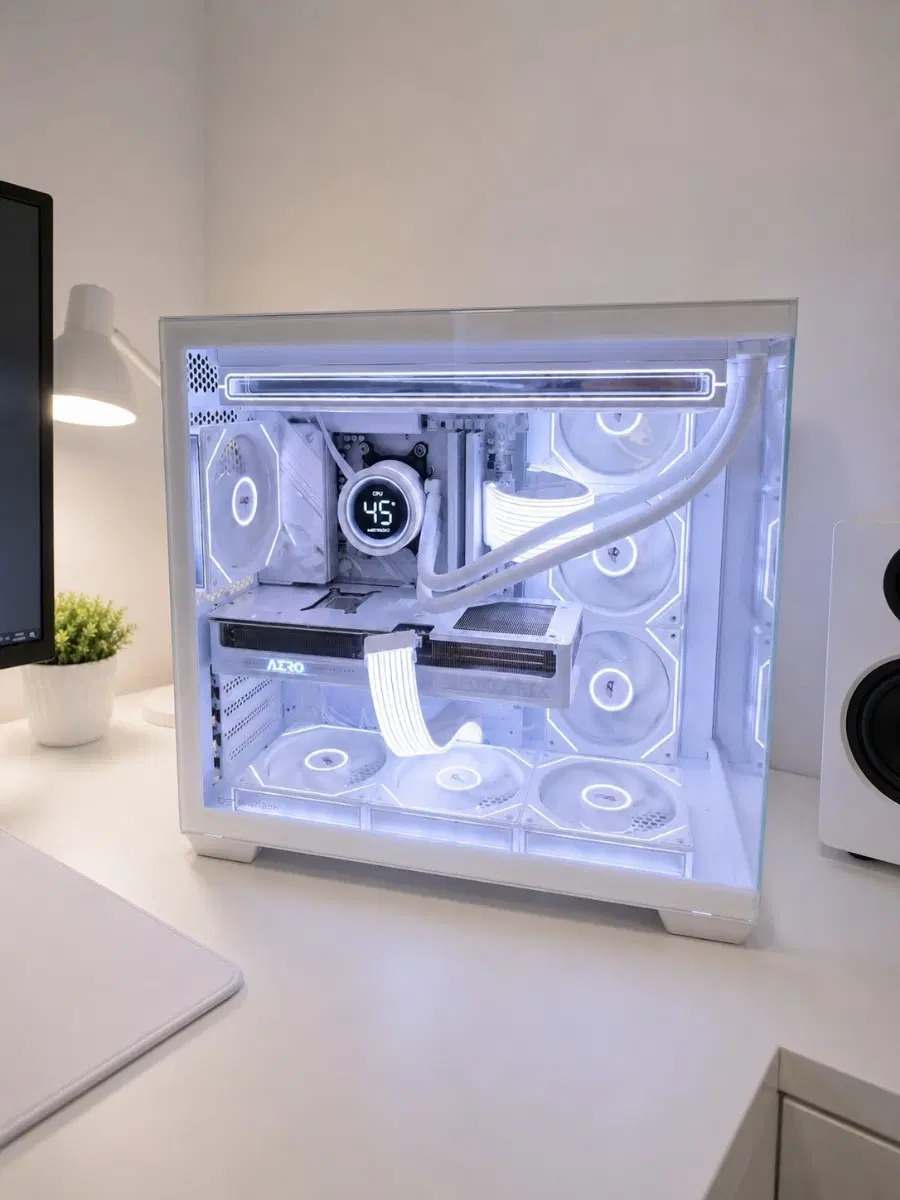 라이젠 9800X3D RTX5080 화이트 신품PC팝니다
