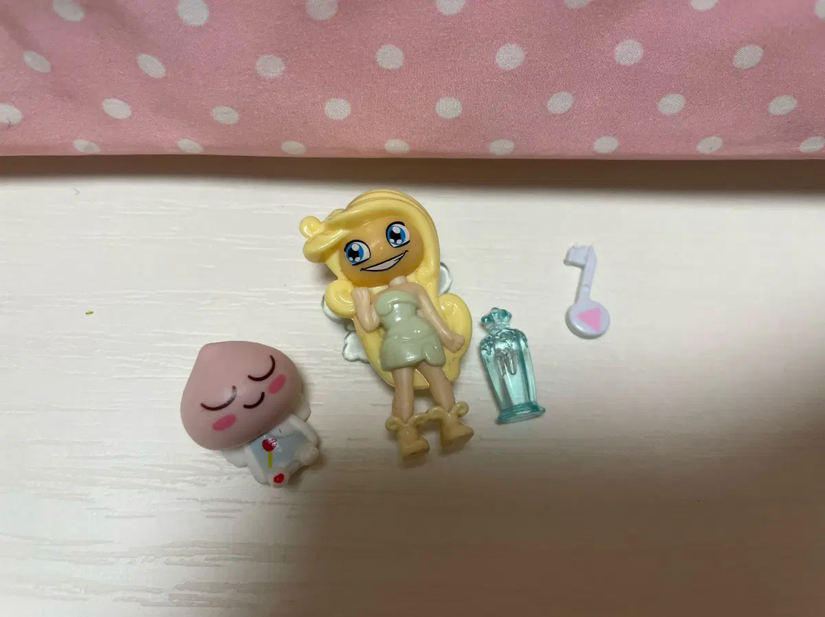 엔젤코어 금발요정 킨더조이 피규어 일괄