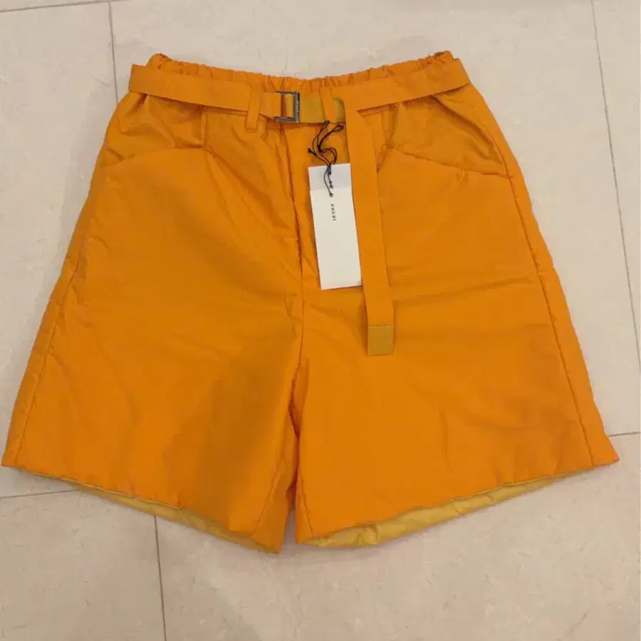 sacai 사카이 Padded 패디드 와이드 쇼츠 오렌지 텍포함 새상품 사이즈2