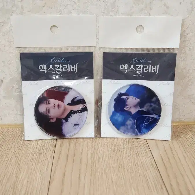 [EMK공식/미사용/일괄] 뮤지컬 엑스칼리버 김준수(샤아더) 아크릴 마그넷 2종 세트