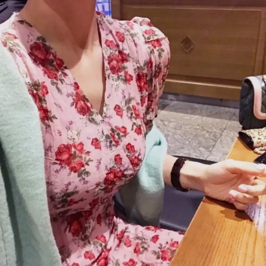 임블리 러블리 로즈 쉬폰원피스 S 롱원피스 착용샷