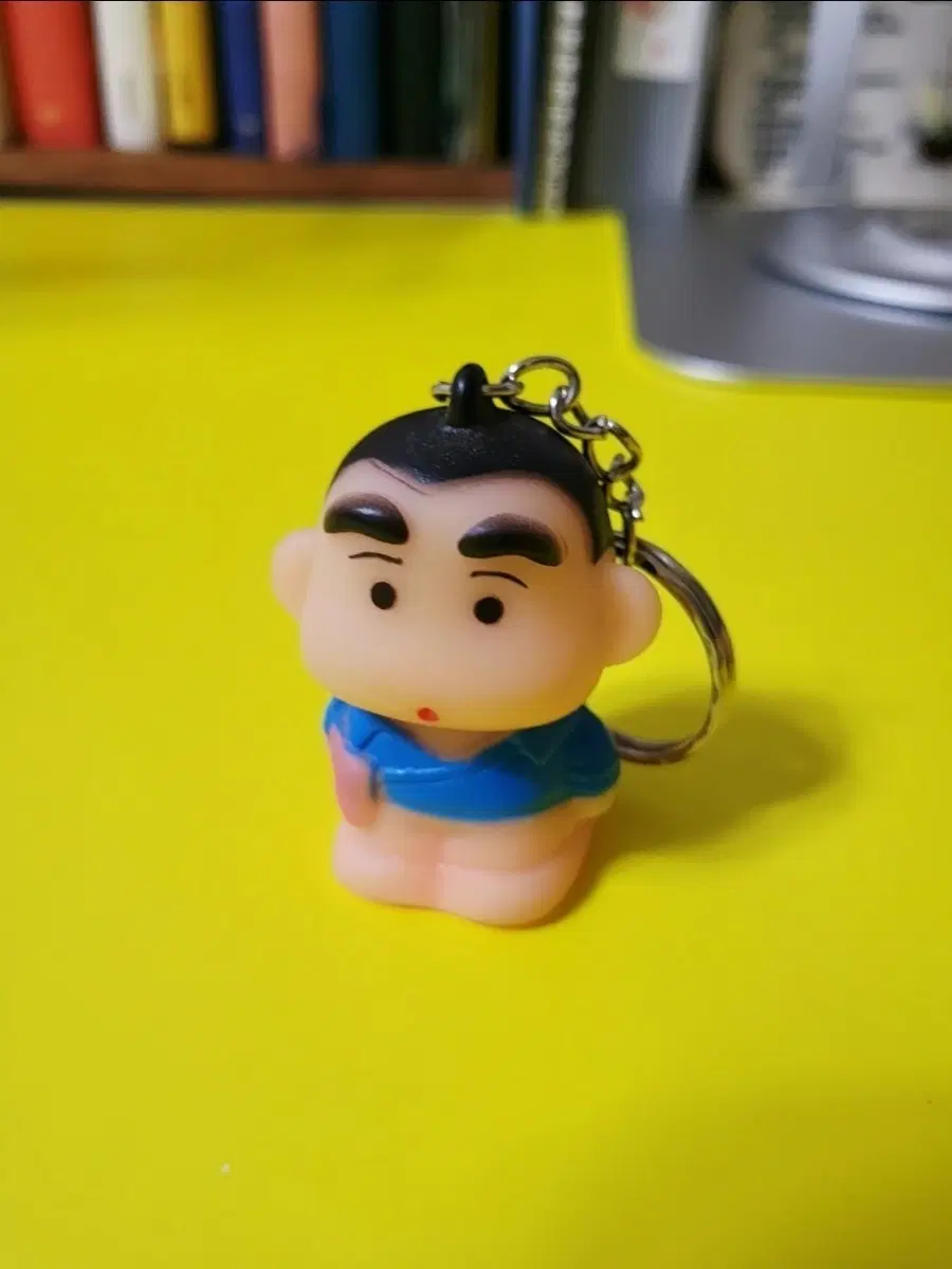 짱구 불빛나오는 열쇠고리