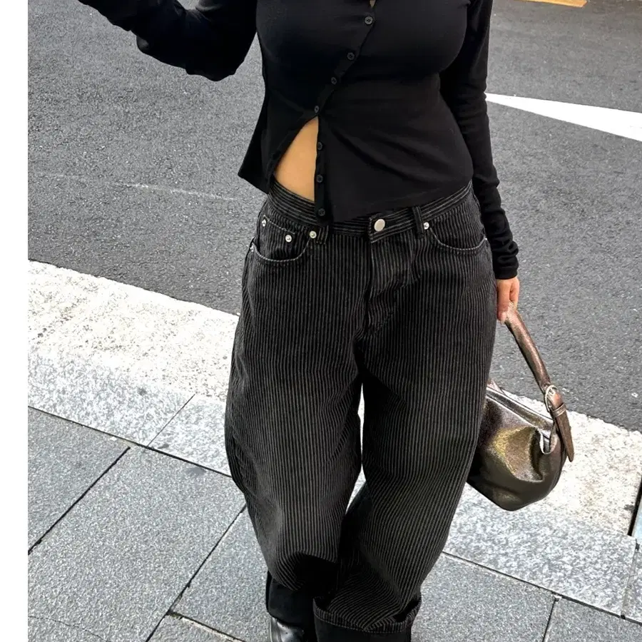 스트라이프 와이드 팬츠 블랙 M