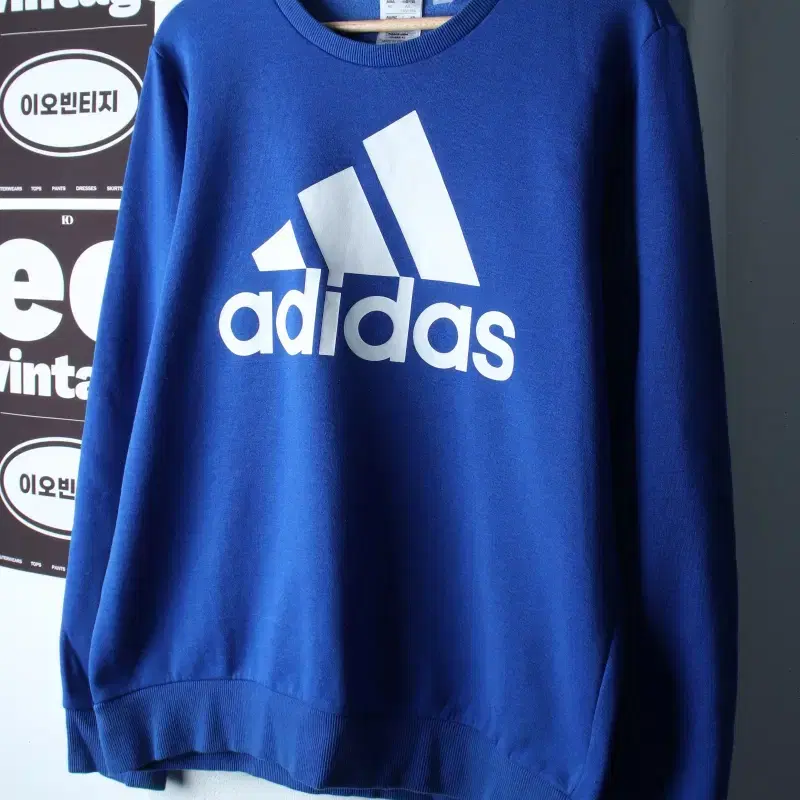 (L-XL) 아디다스 맨투맨 티셔츠 빅로고 블루 기모 올드스쿨-H38268