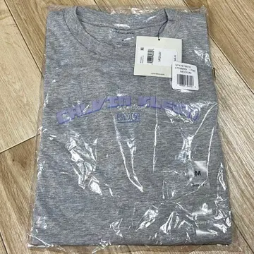 Calvin Klein Jeans T셔츠 그레이 M