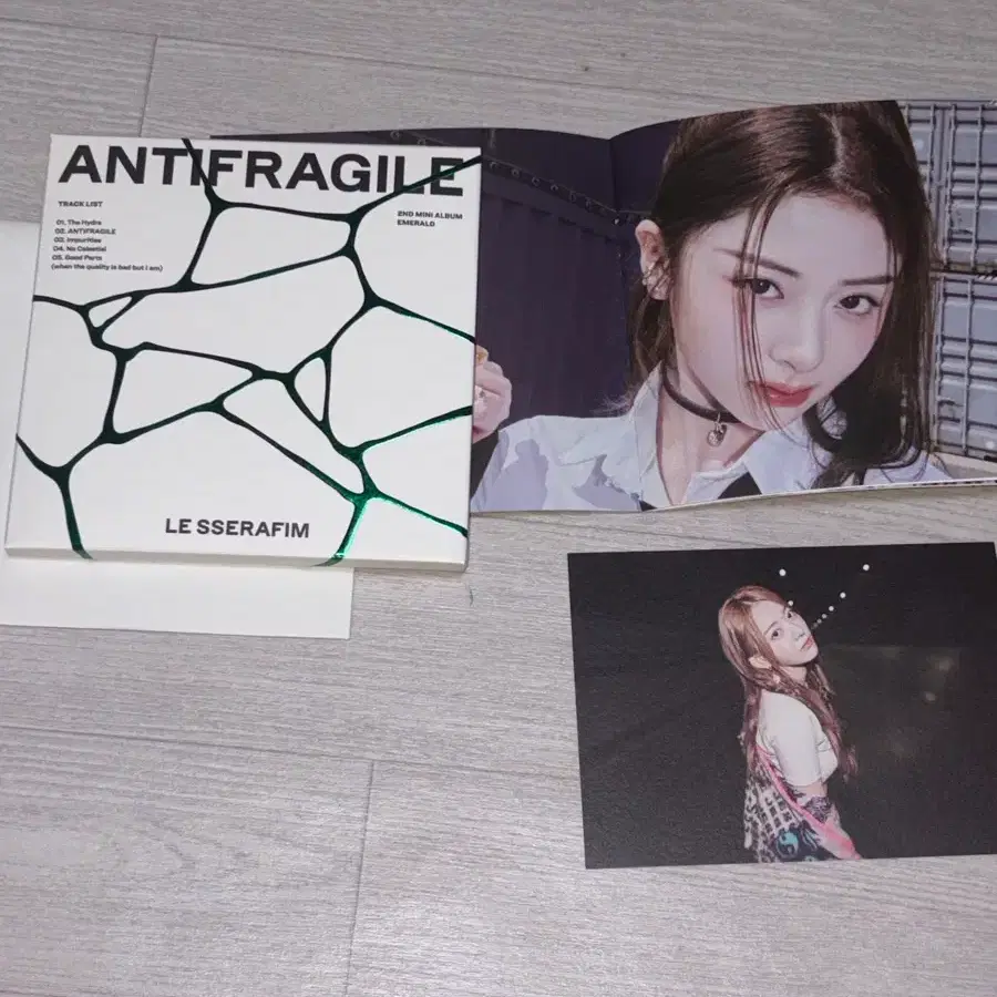 르세라핌 ANTIFRAGILE 컴팩트 개봉 앨범