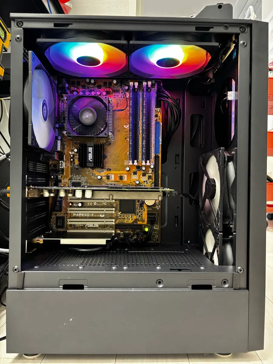 펜티엄4(프레스캇 3.0e/1G/7800GS/SSD-120GB)