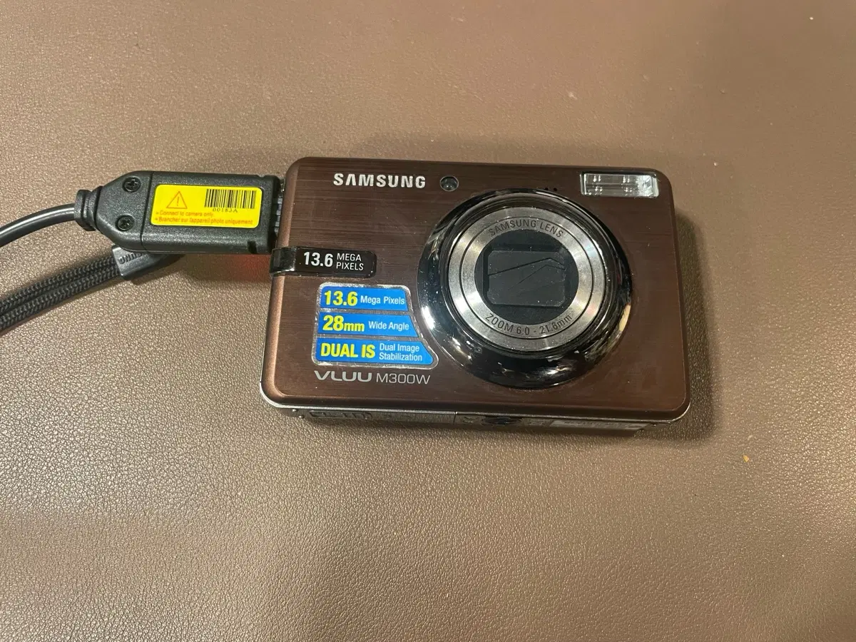 삼성 VLUU M300W 디지털 카메라