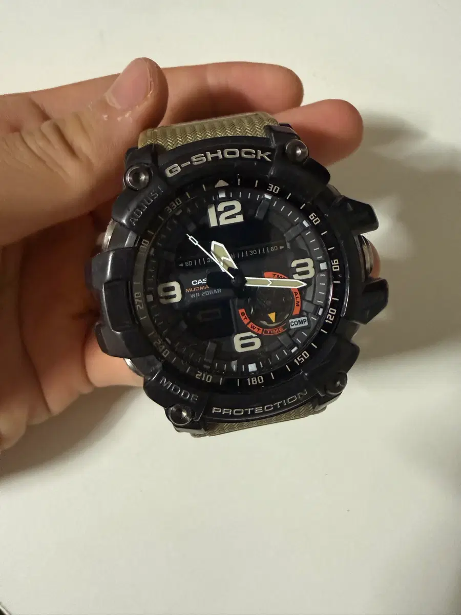 G-SHOCK GA-100 아날로그 디지털 시계