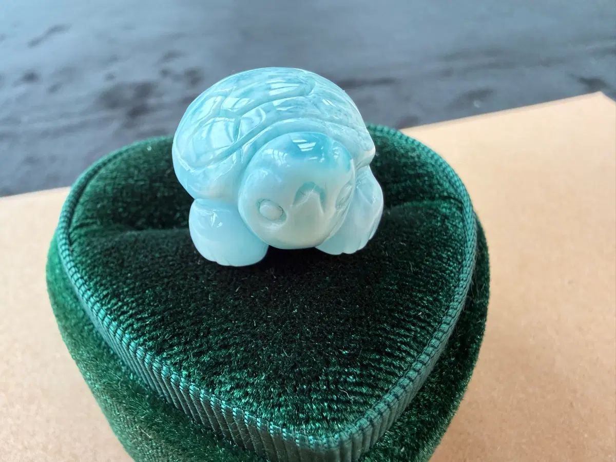 라리마 거북이 카빙 조각 53ct