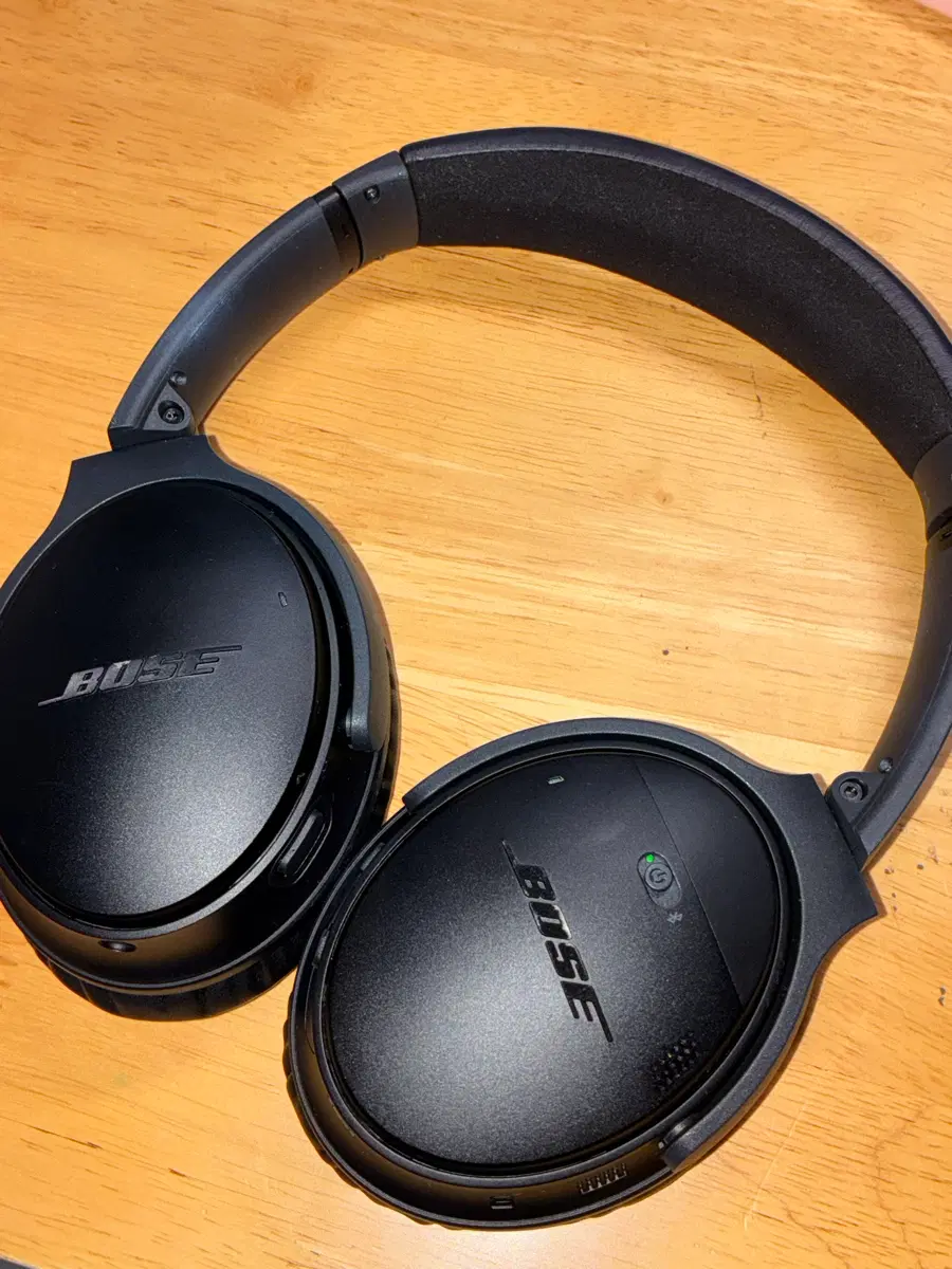 보스 노이즈캔슬링 헤드폰 QC35 II 블랙