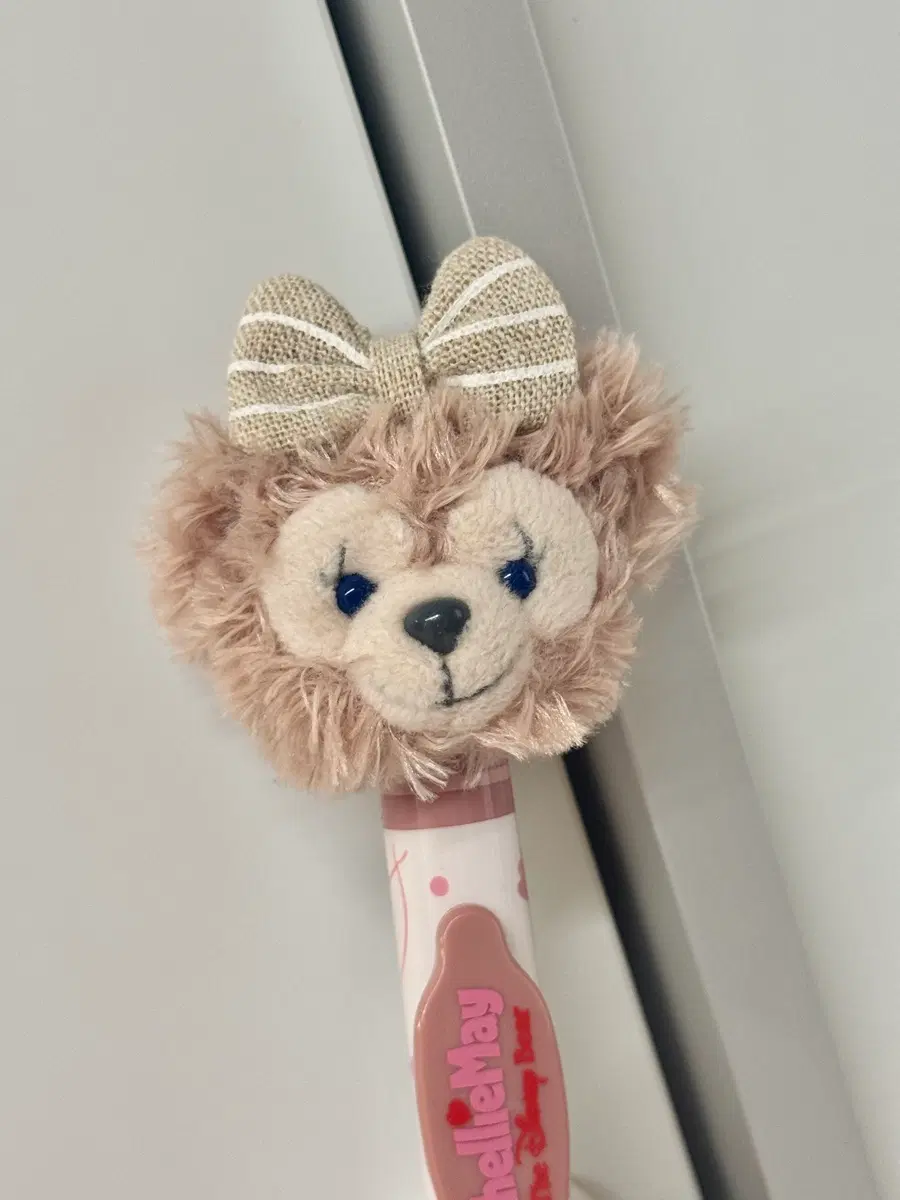 쉐리메이 인형 볼펜 디즈니랜드 정품 더피와 친구들 굿즈 쉘리메이