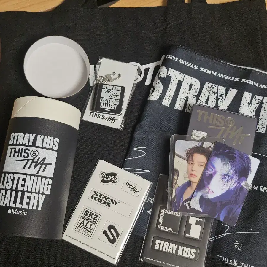 스트레이키즈 straykids 스키즈 애플뮤직 리스닝파티 This&That 디스앤댓 입장 기프트 역조공