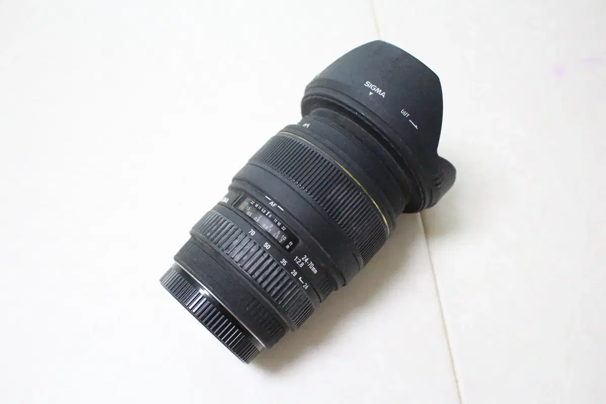 시그마 24-70mm F2.8 EX DG MACRO 캐논마운트 옆집계륵