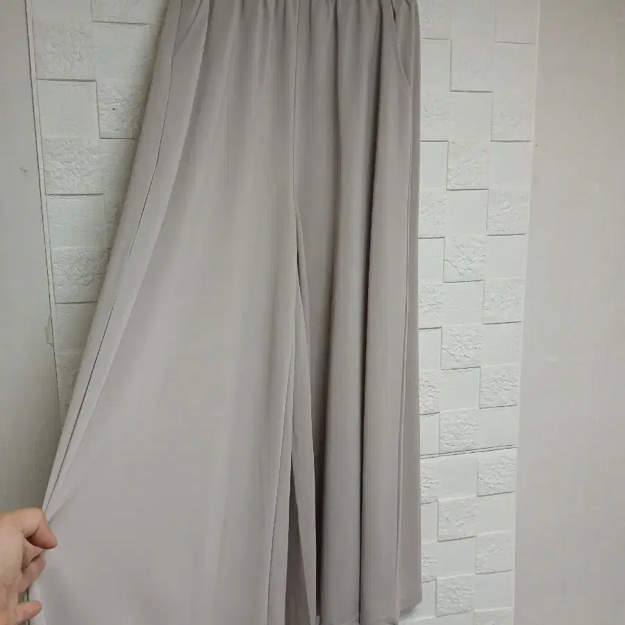새거)빅와이드 베이지 팬츠 , 프리(88까지가능)