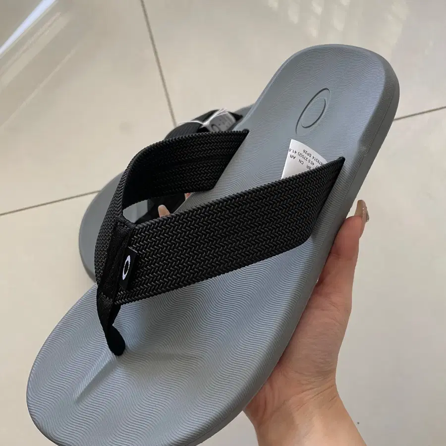 Oakley 오클리 ventura flip flop FOF100678