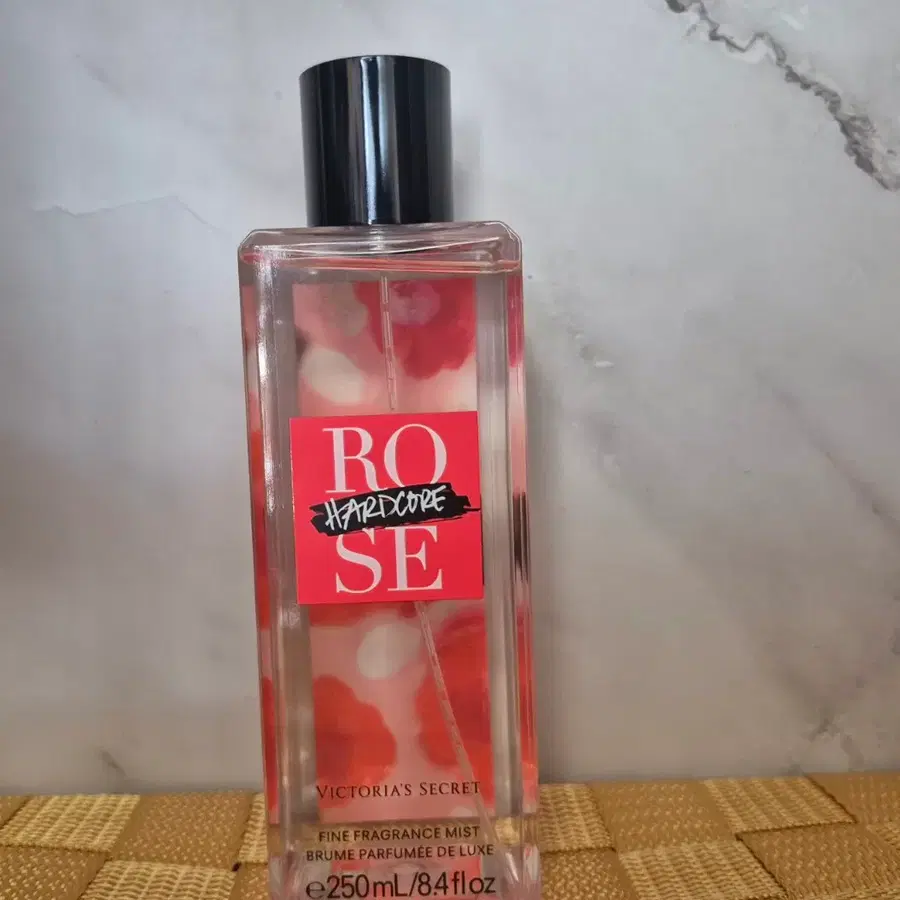 (새상품) 빅토리아시크릿 하드코어로즈 바디미스트 250ml
