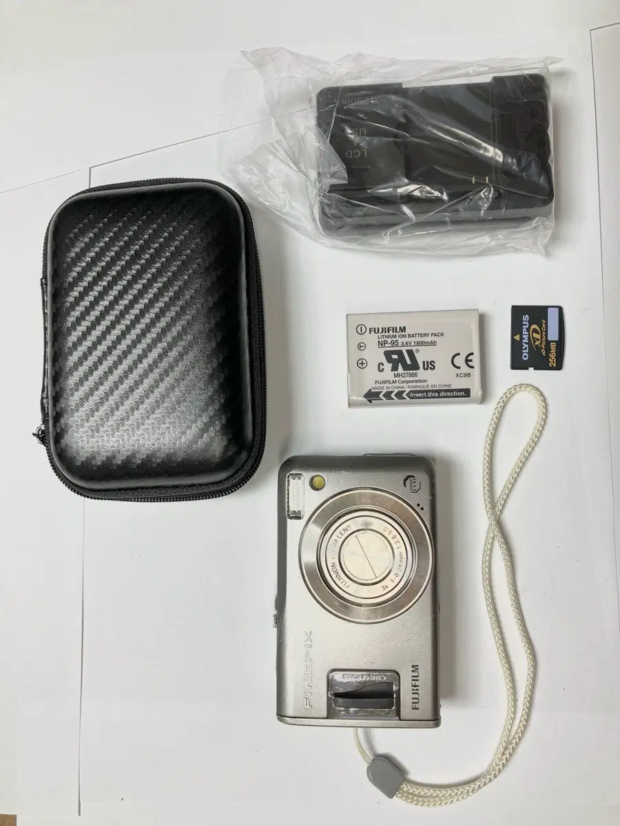 후지필름파인픽스F31fd(fujifilm finepix f31fd)디카