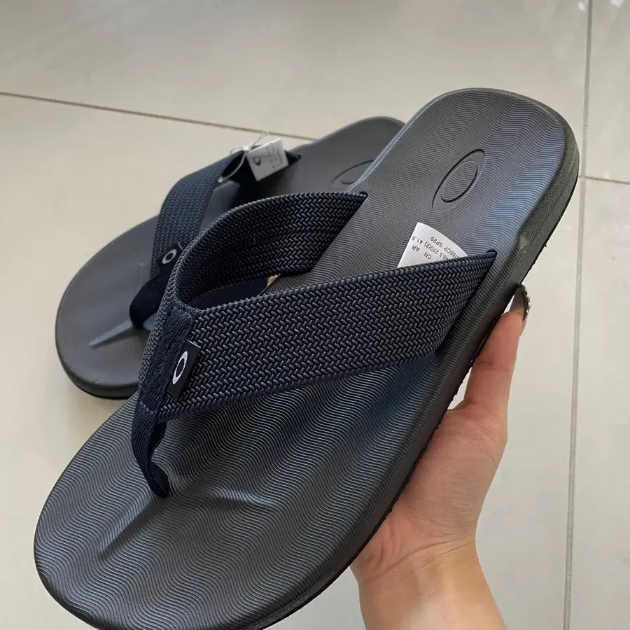 Oakley 오클리 ventura flip flop FOF100679