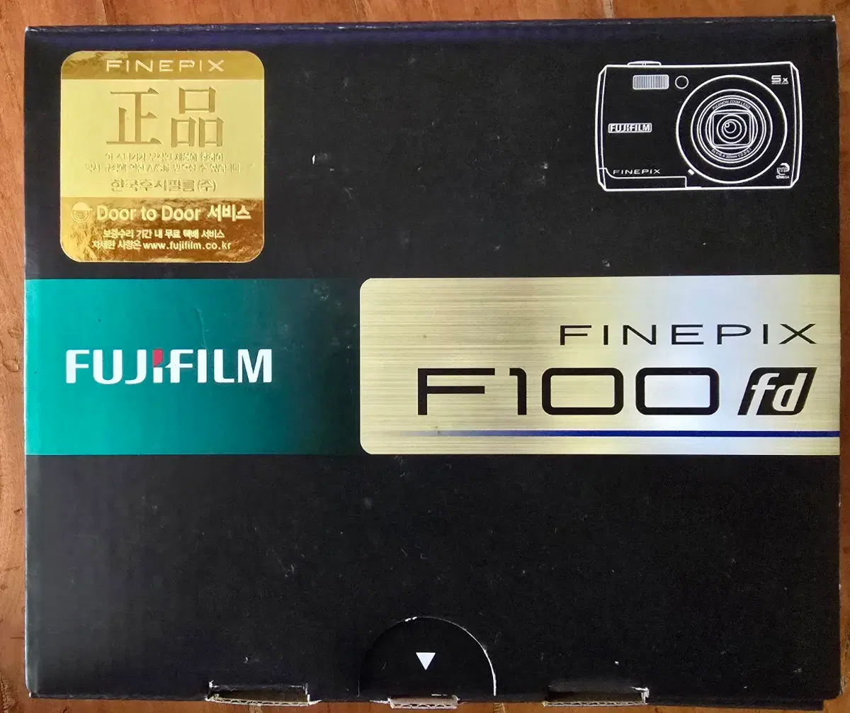 후지필름 파인픽스 F100fd 블랙카메라