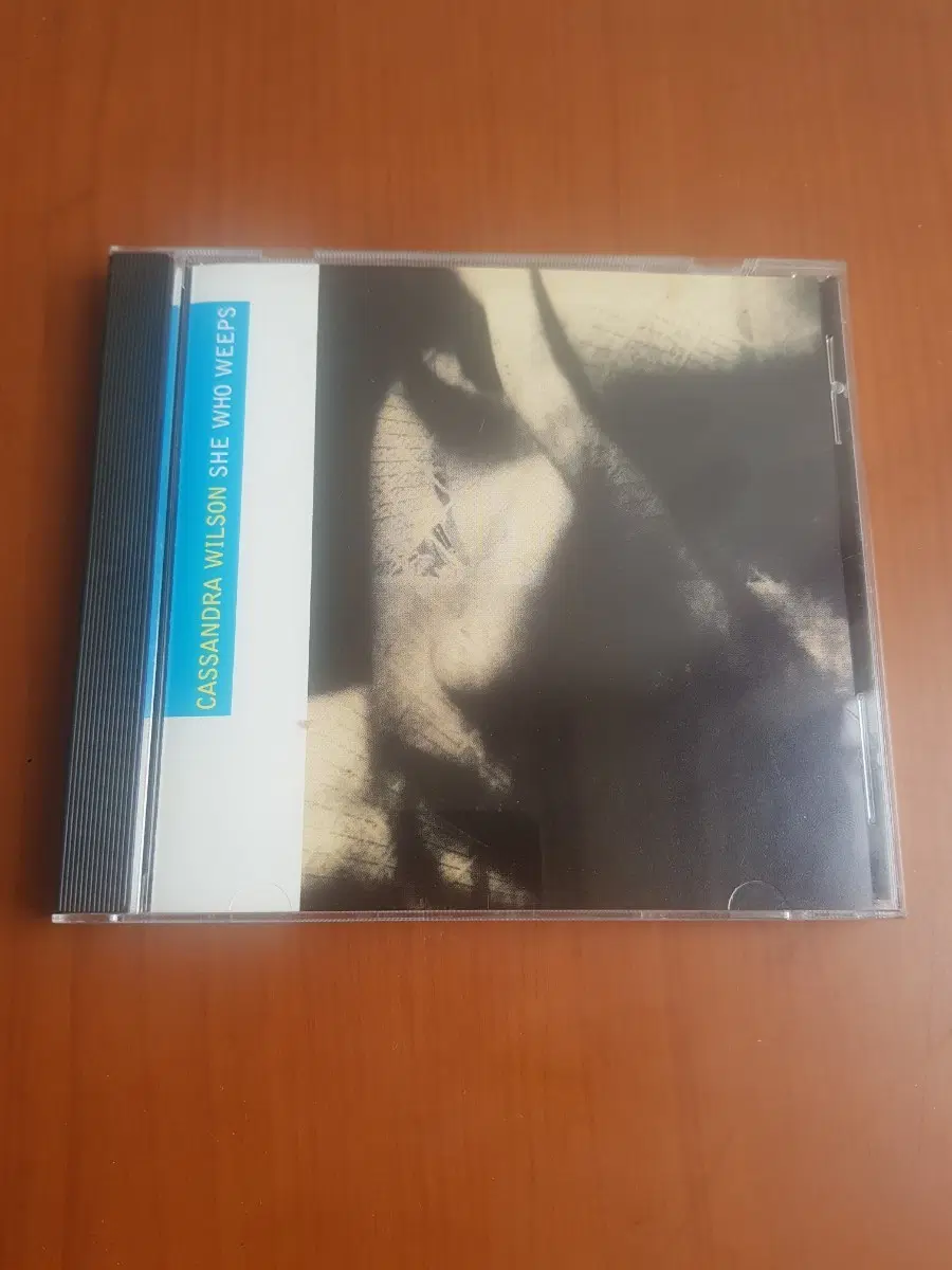 JazzCd 재즈보컬 Cassandra Wilson: She Who Weeps 1991년 미국오리지널 초판씨디 수입시디 재즈씨디 수입cd 흑인음악
