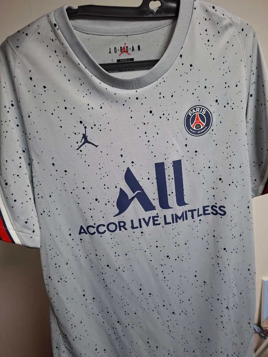 [정품/세트] 조던 x PSG 반팔티(105) + 조던 드라이핏 반바지(30~32)