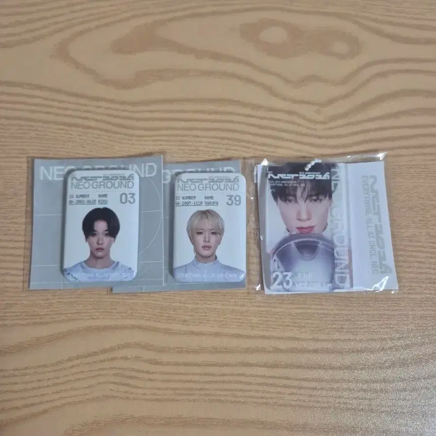 엔시티 10주년 팝업 메탈 id 뱃지 & 렌티큘러 위시 드림 사쿠야 리쿠 제노