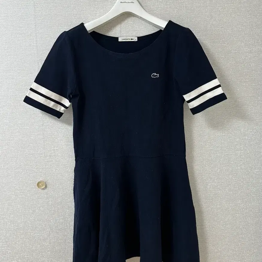 라코스테 네이비 플레어 원피스 34