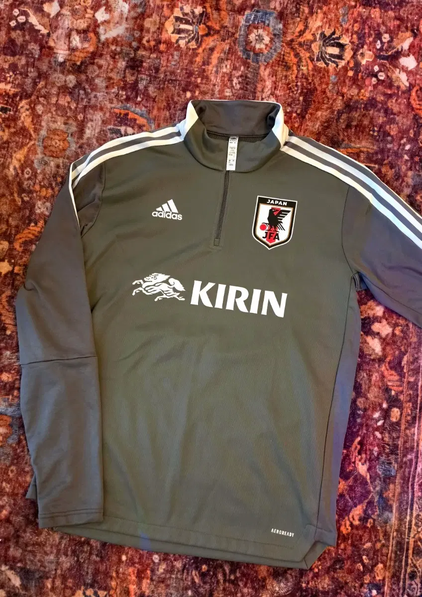 일본 축구 국대 트레이닝 하프집업