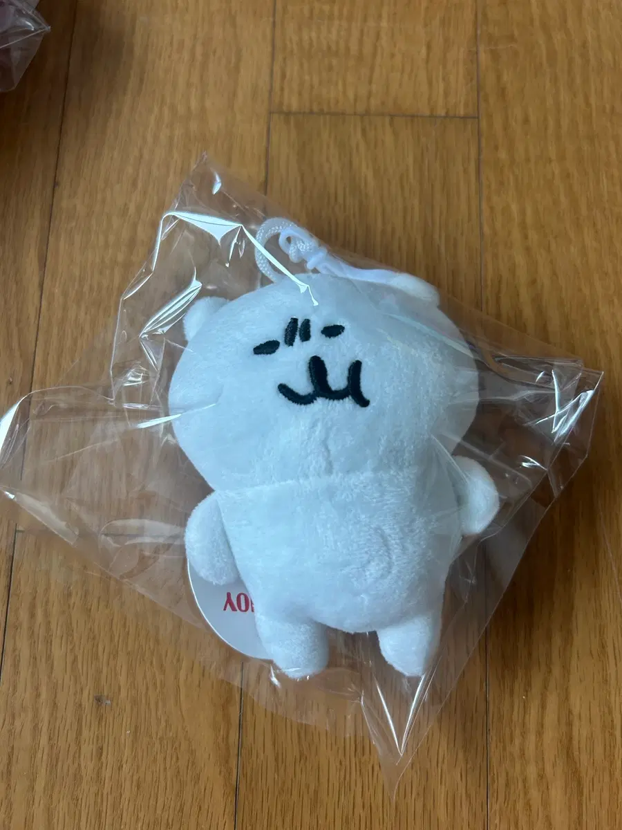 언짢은 화난 농담곰 인형 키링