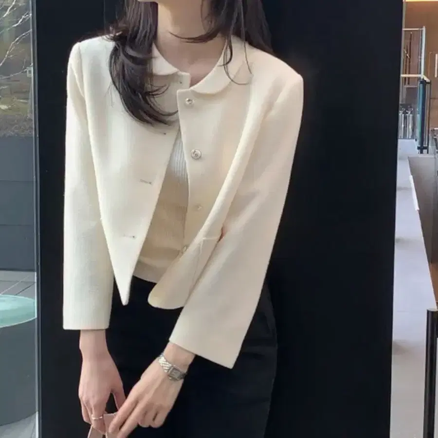 아이보리 크롭 자켓