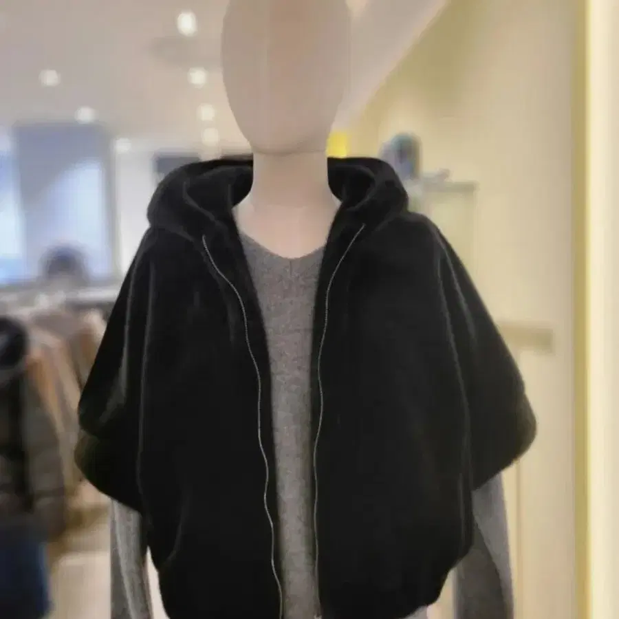 더틸버리 페이크퍼집업후드점퍼